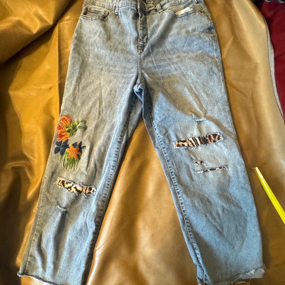 ISO size 6 Inc jeans embroidered floral leopard patched jean capris